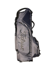 Load image into Gallery viewer, Titleist Hybrid 14 Golf Bag