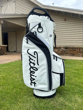 Load image into Gallery viewer, Titleist Cart 14 Bag Swinging Pete
