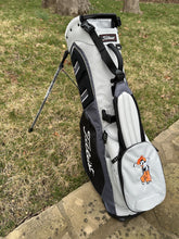 Load image into Gallery viewer, Titleist Players 5 Stand Bag Swinging Pete
